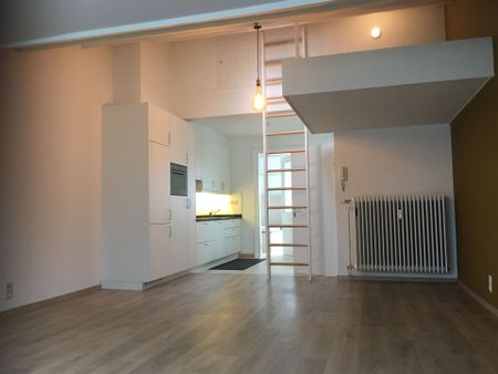 Ruim appartement met veel lichtinval op fijne locatie op het Zuid in Antwerpen - Foto 3