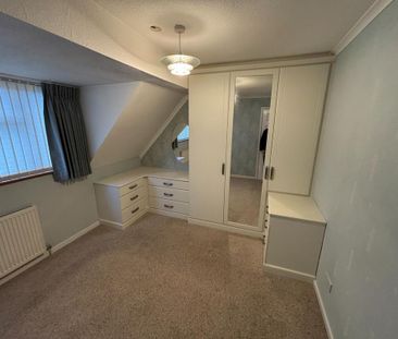 3 bedroom semi-detached house to rent - Photo 4