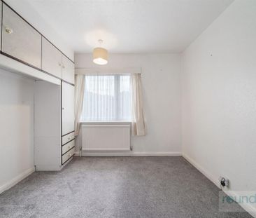 4 bedroom detached house to rent - Photo 4