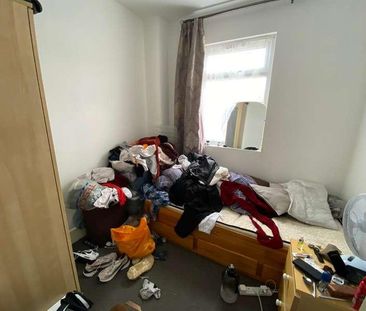 Eynsford Road Ilford, IG3 - Photo 2