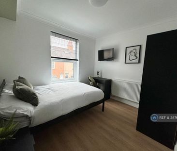 1 bedroom in a house share to rent - Photo 5