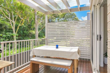 Lighthouse Beach Townhouse - Low Maintenance Living - Photo 2