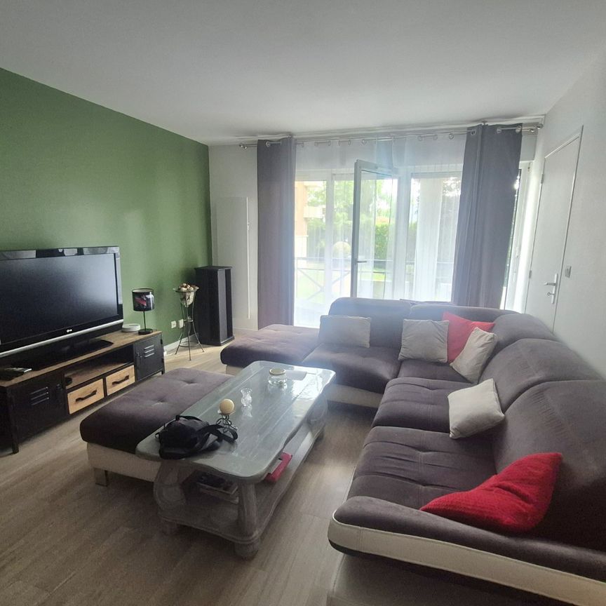 Location Appartement 3 pièces 68m² LAMBERSART 59130 - Photo 1