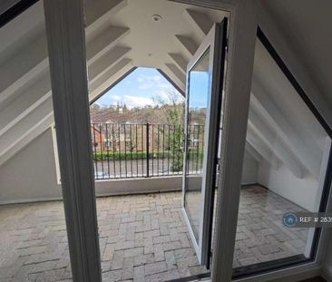 2 bedroom flat to rent - Photo 6