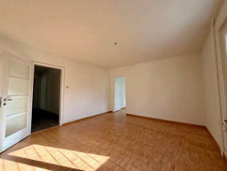 Ravissant appartement de 3 pièces avec un balcon - Photo 2