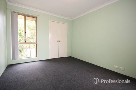 Charming Rustic Home - Photo 3