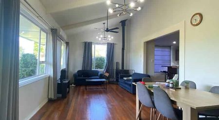 Large family home in Redwood - Photo 3