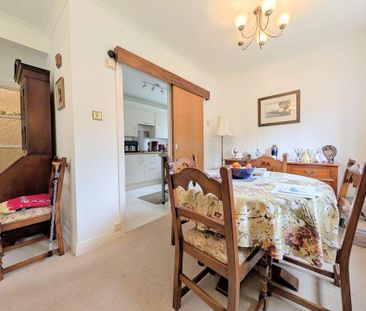 3 bedroom apartment to rent - Photo 3
