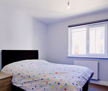 2 Bed 2 Bath - Photo 6