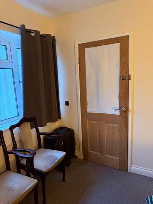 4 Bed Terraced House, Scott Hall Road, LS7 - Photo 1