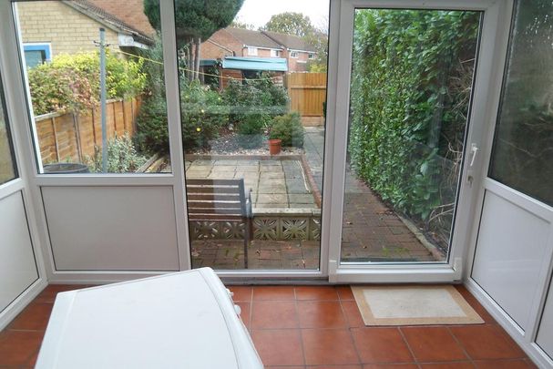 2 bedroom terraced house to rent - Photo 1