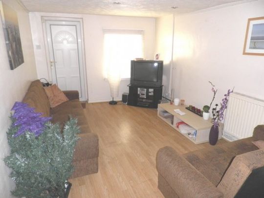 23B Raddlebarn Rd - Photo 1