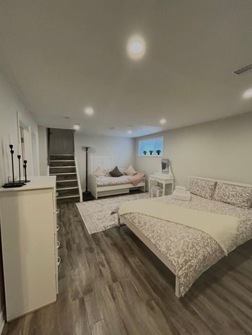 For Lease - 4206 Bloor Street Unit# Basement, Toronto, Ontario - Photo 5