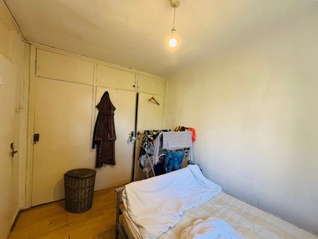 3 Bed Flat, Penrose House, SE17 - Photo 3