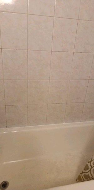 logement à louer 21/2 poêle, frigo inclus. chauffage électricité et eau chaude inclus. Pas d'animaux - Photo 1