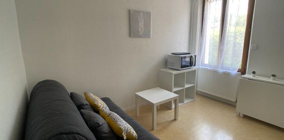 Location Appartement 1 pièce 12m² JACOB BELLECOMBETTE 73000 - Photo 2