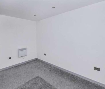 Prospect Hill, Redditch, B97 - Photo 3