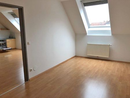 Helle Mietwohnung in Thermenregion …! - Photo 2