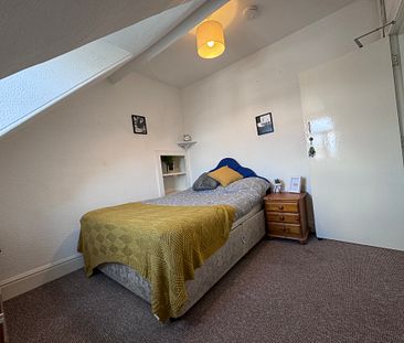 17 Headland Park Flat 2 - Photo 4