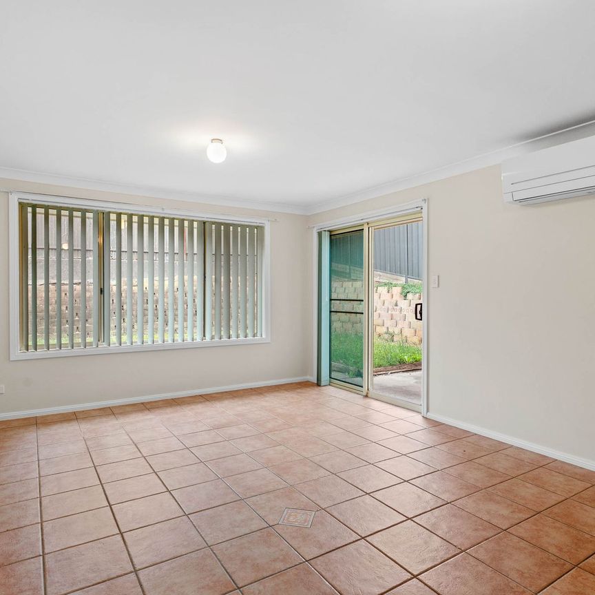 Low-maintenance living just moments from the CBD - Photo 1