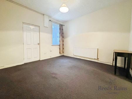 2 bedroom terraced house to rent - Photo 5