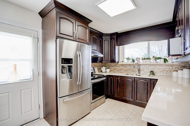 For Lease - 13 Billingsgate Crescent, Ajax, Ontario - Photo 1