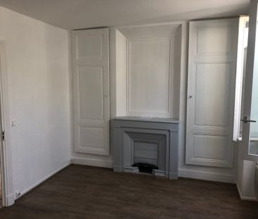 Location Appartement 3 pièces 62m² ST GEORGES DE RENEINS 69830 - Photo 3