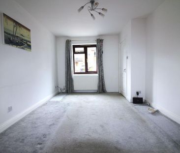 2 bedroom end of terrace house to rent - Photo 2