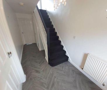 3 bedroom property to rent - Photo 3