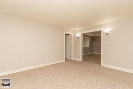 5750 Malvern Avenue, Burnaby (1 Bedroom Basement Suite) - Photo 3