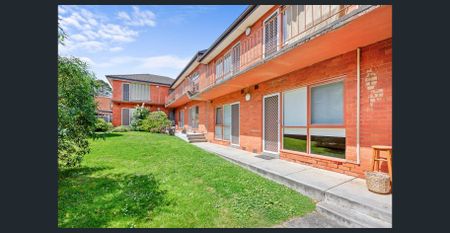 Peaceful Home with Convenient Location - Photo 5