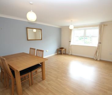 Kings Road, Woking, Surrey, GU21 - Photo 6