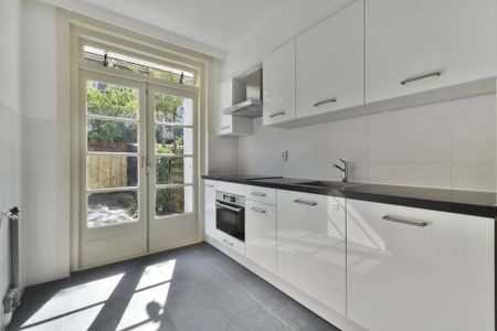 Te huur: Appartement Woestduinstraat in Amsterdam - Photo 2