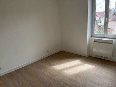 Location Appartement 2 pièces 39m² - Photo 2