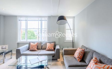 2 Bedroom flat to rent in Hill Street Apartments, Mayfair, W1 - Photo 4