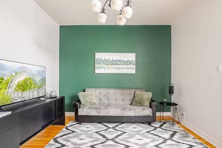 4855 Rue Jeanne Mance, Montréal (Le Plateau-Mont-Royal), QC H2V - Photo 3