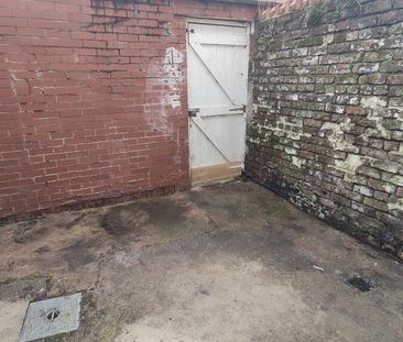 49 Parker Street, Belfast, BT5 4HN - Photo 2