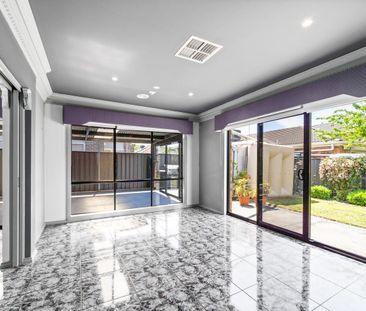 47 Coronet Avenue, Roxburgh Park, Vic 3064 - Photo 1