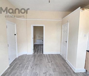 Studio to rent - Photo 6