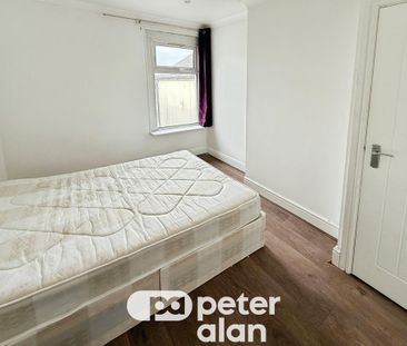 4 bedroom property to rent - Photo 4