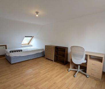 5 bedroom semi-detached house to rent - Photo 5