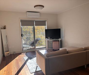 North Melbourne - Photo 2