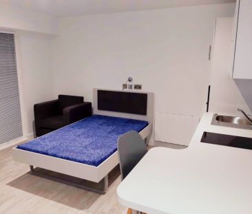 Premium Studio (Room Type 1) Floor 3-4 - Photo 3