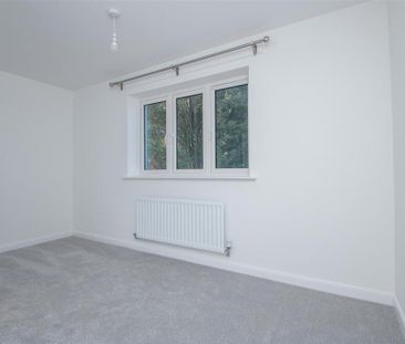 3 bedroom townhouse to rent - Photo 3