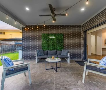 Stunning 4-5 Bedroom home - Photo 4