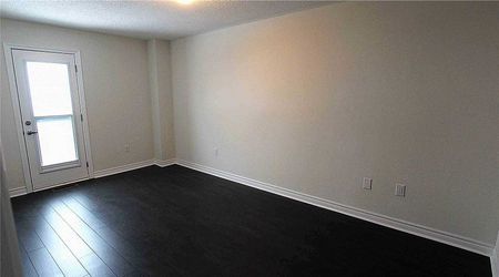 For Lease - 3905 Major Mackenzie Drive Unit# 4, Vaughan, Ontario - Photo 2