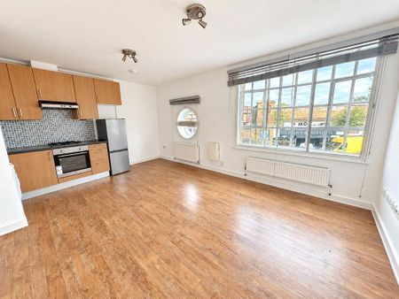1 bedroom flat to rent - Photo 2