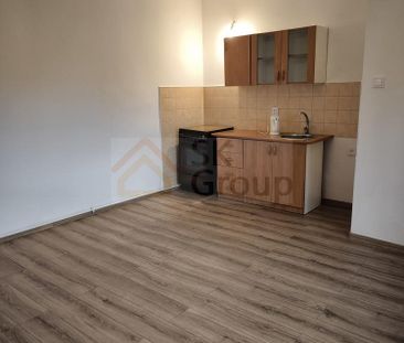 Pronájem bytu 1+kk 30 m² - Photo 1