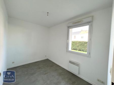 Location Appartement 2 pièces 54m² QUIEVRECHAIN 59920 - Photo 2