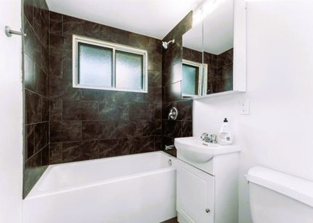 17e Avenue, H1X 2R4, Montréal - Photo 2